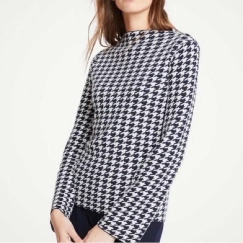 Ann Taylor Houndstooth Patterned Wool Blend Sweat… - image 1